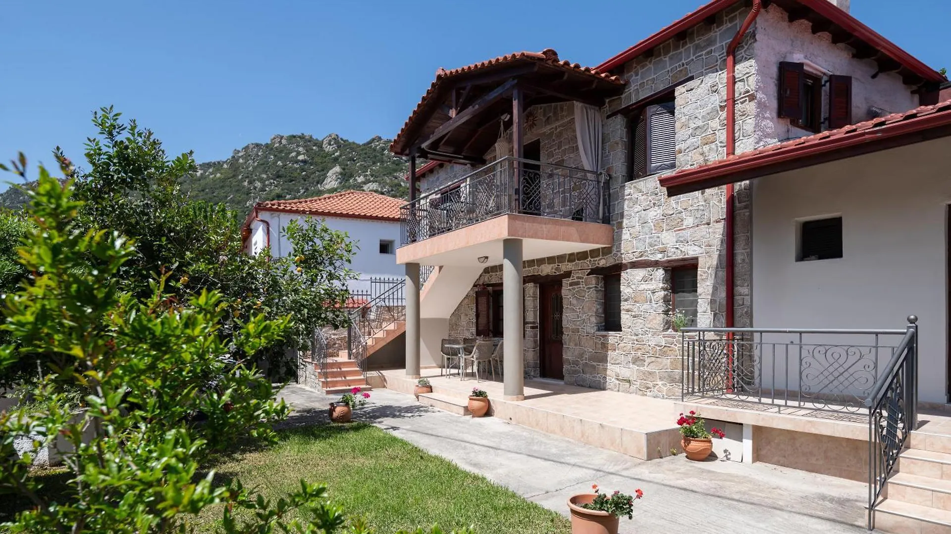 Rodi Houses Sykia Chalkidikis Greece