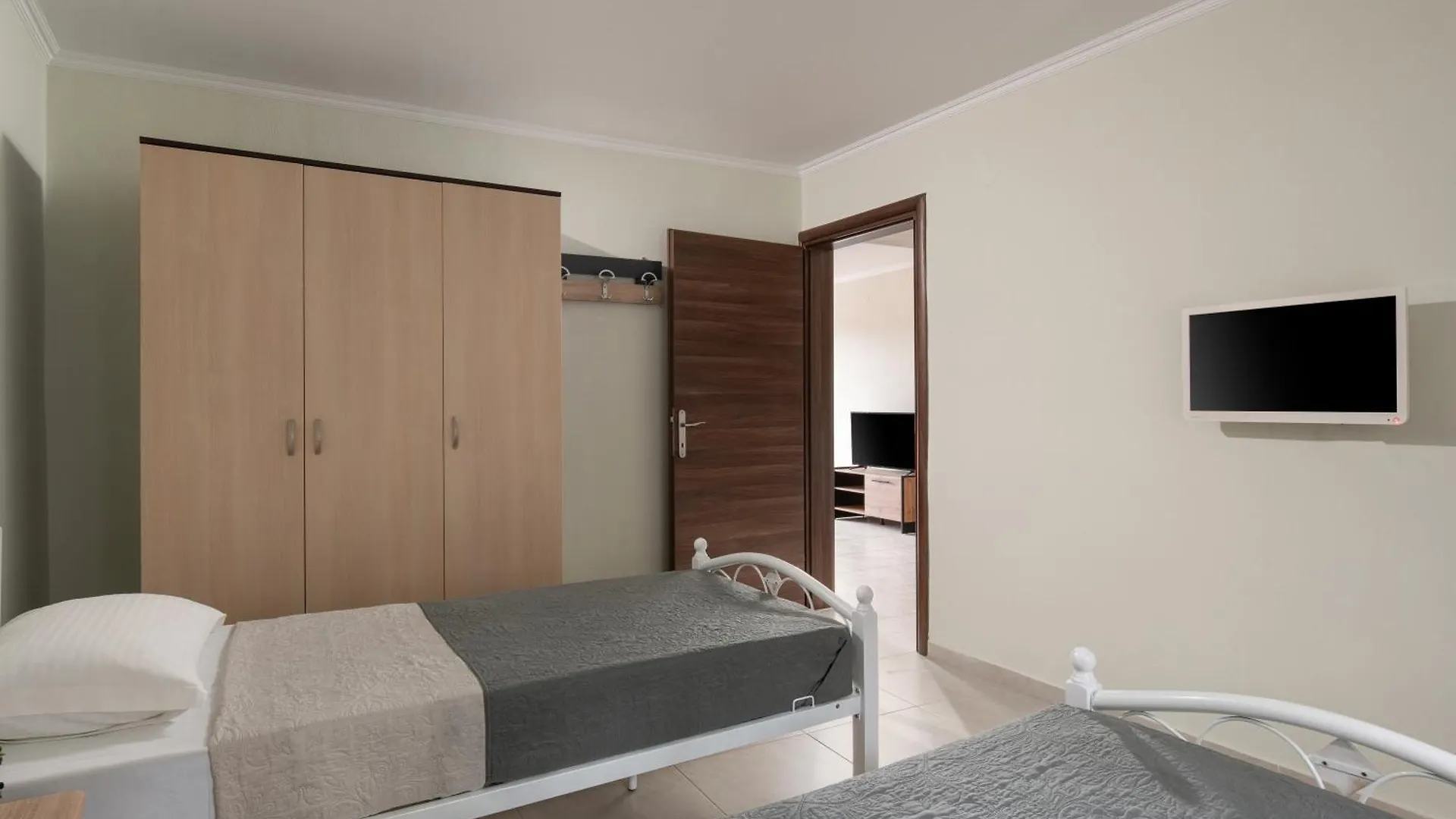 Rodi Houses Sykia Chalkidikis